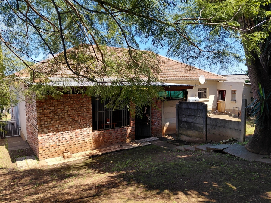 4 Bedroom Property for Sale in Van Riebeeck Hoogte Eastern Cape